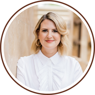 <strong>Ayşe K.</strong>